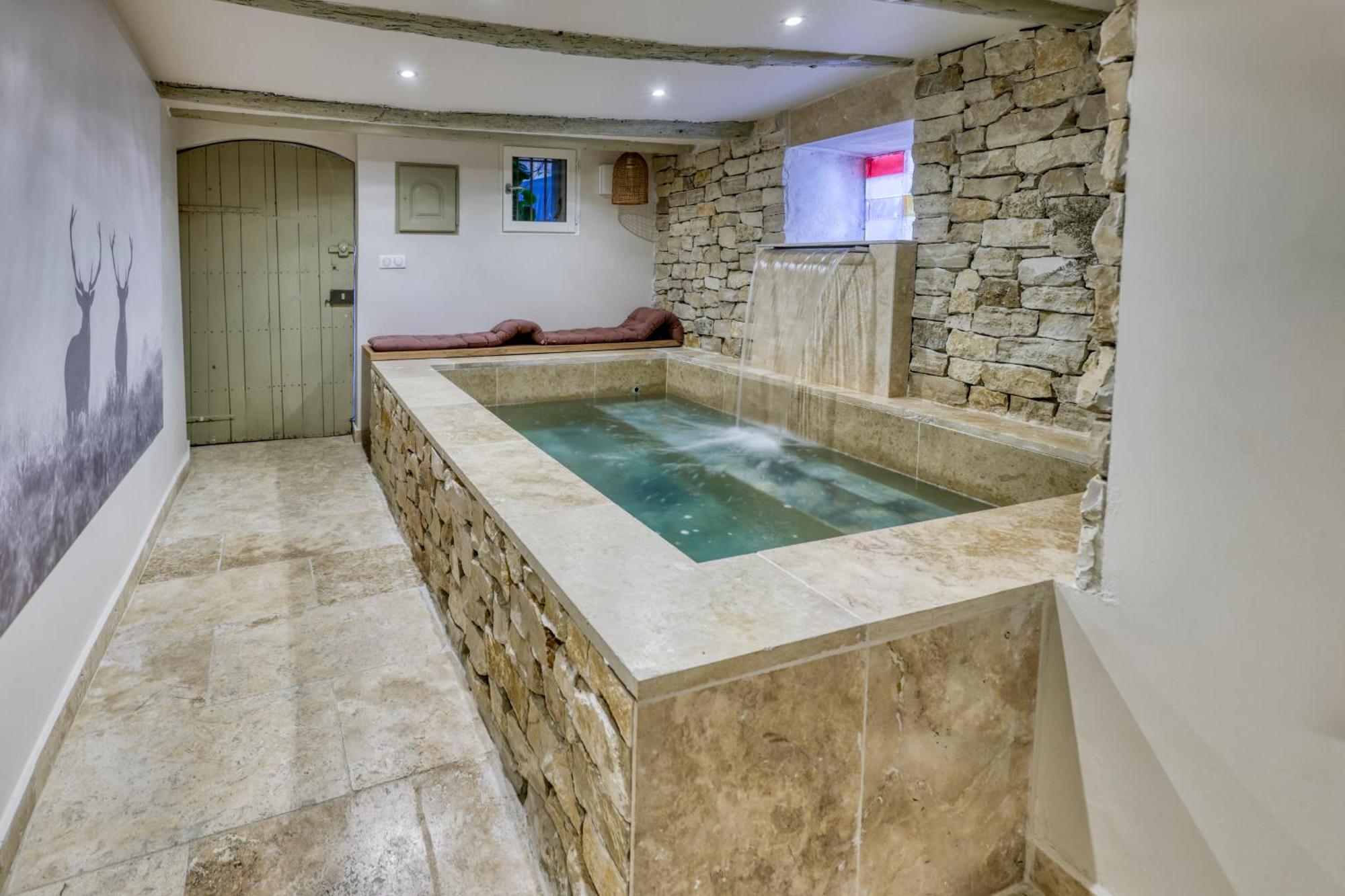 Les Jasmins En Provence Villa LʼIsle-sur-la-Sorgue Exteriör bild
